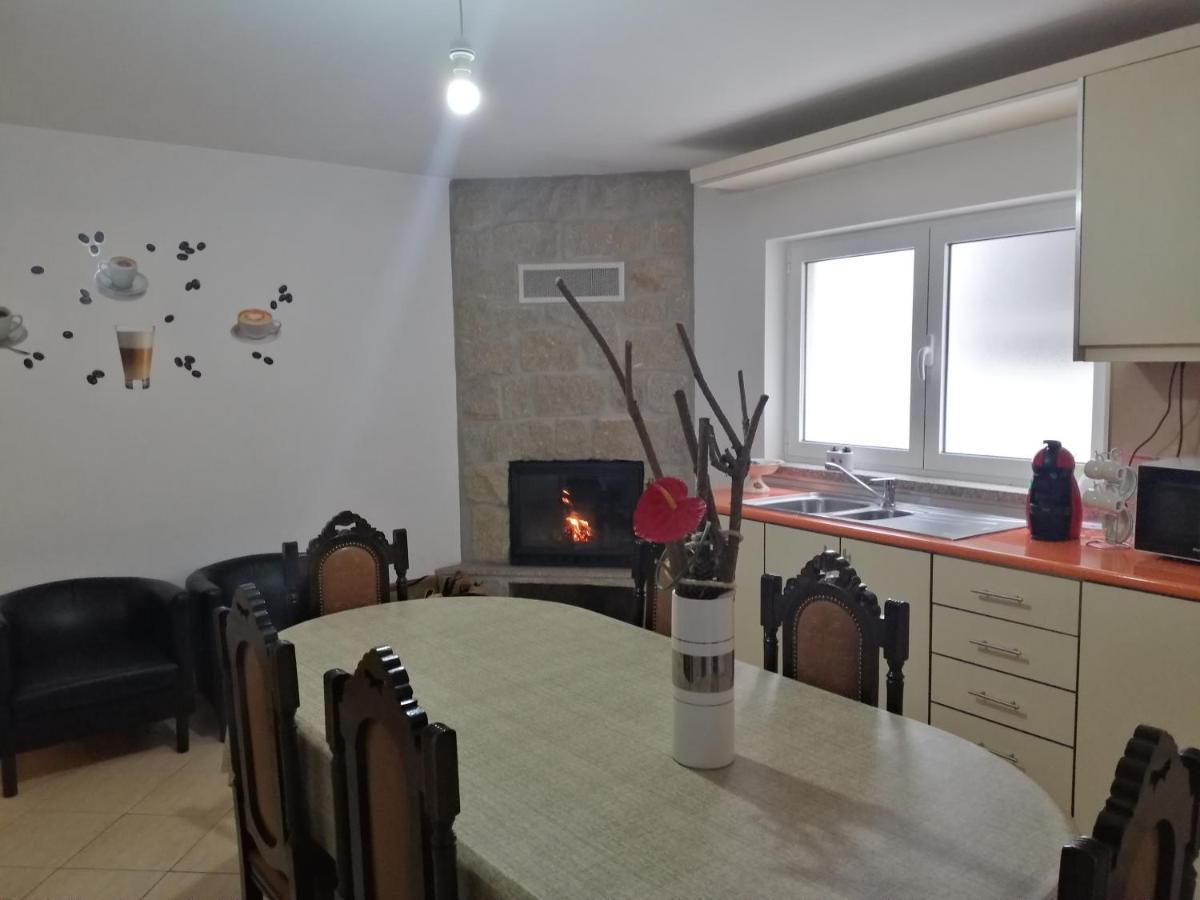 Casa Do Adro - Serra Da Estrela Cortes do Meio ภายนอก รูปภาพ