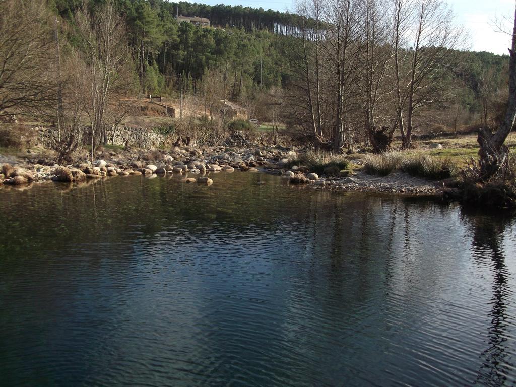 Casa Do Adro - Serra Da Estrela Cortes do Meio ภายนอก รูปภาพ